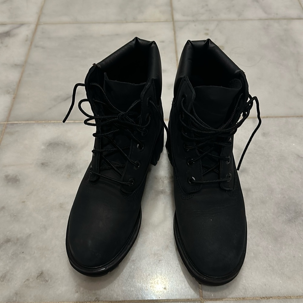 Womens Nubuck Timberland sz 8